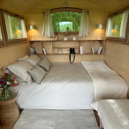 Domaine De La Valle De La Millire Feriehus Les Mesnuls