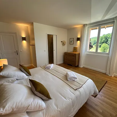 Domaine De La Valle De La Millire Feriehus *