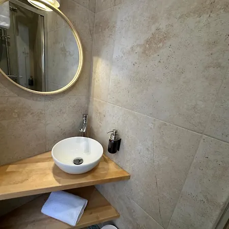 Domaine De La Valle De La Millire