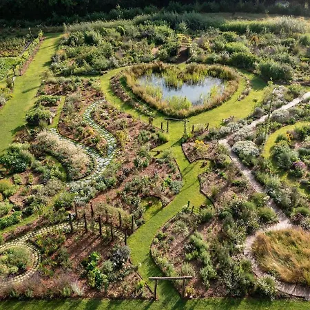 Domaine De La Vallee De La Milliere * Les Mesnuls